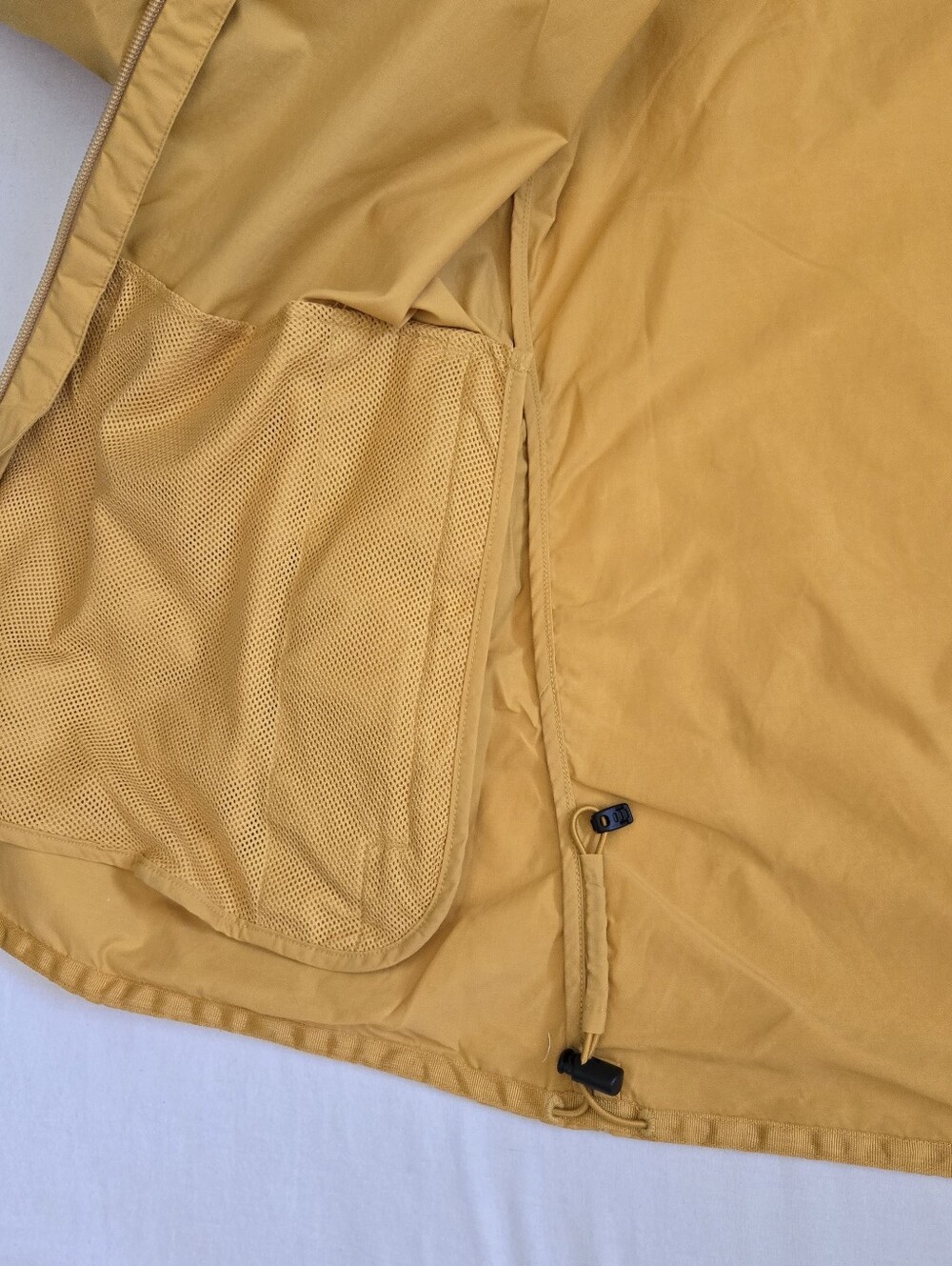 Fjallraven High Coast Wind Jacket Yellow Hooded Windbreaker Lightweight M - Picture 7 of 13